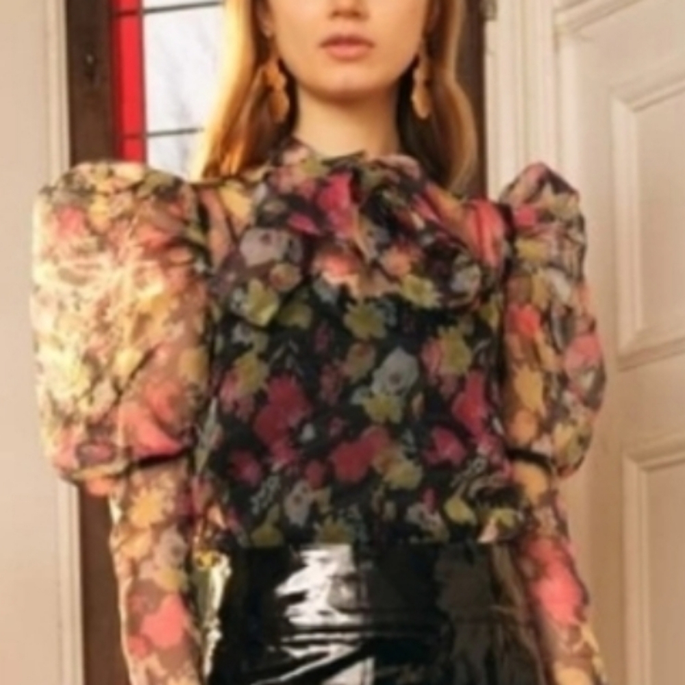 Floral multi color blouse